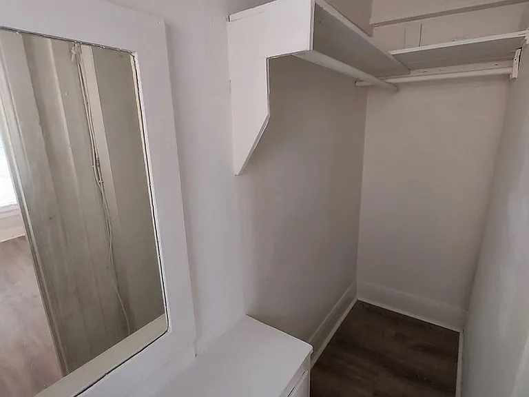 1800 North La Brea Ave — Photo 5