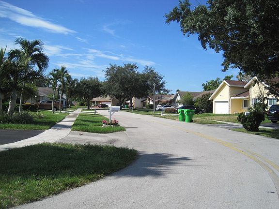 5th image of 4343 NW 95th Way