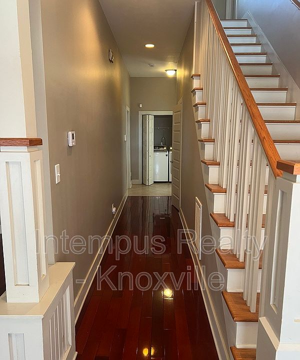 1st image of 229 Deaderick Ave
