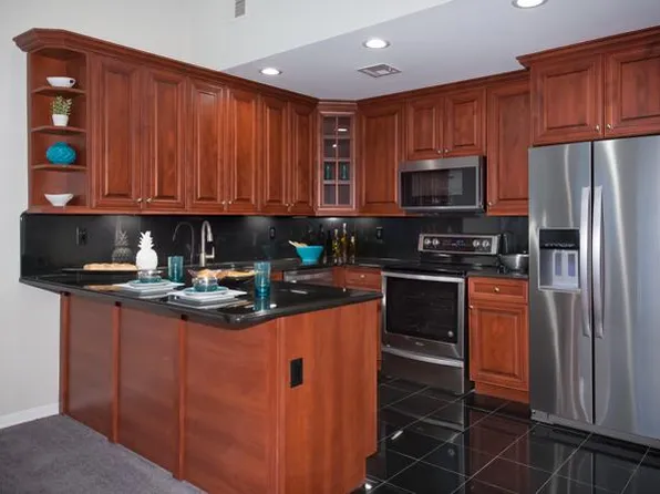 Fairfield Townhouses at Coram, 5000 Townehouse Dr #4d8212107, Coram, NY 11727