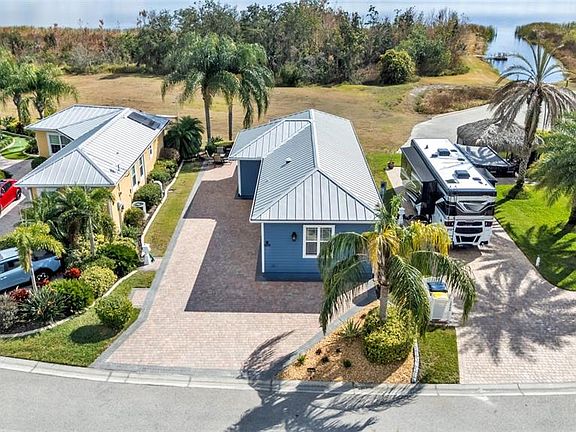 5th image of 3272 Fish Hawk Dr