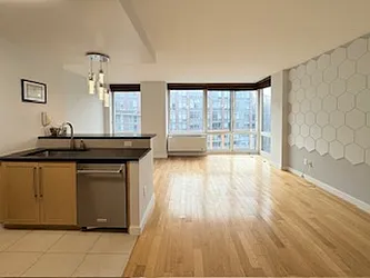 415 Main Street, #15D