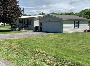 1018 Brophy Rd, Oneida, NY 13421