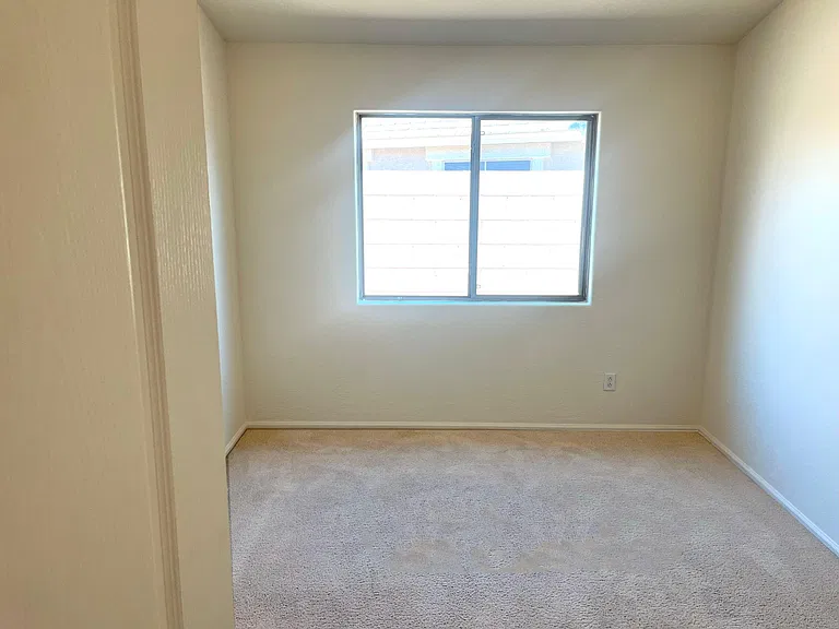 16117 W Winslow Dr — Photo 15