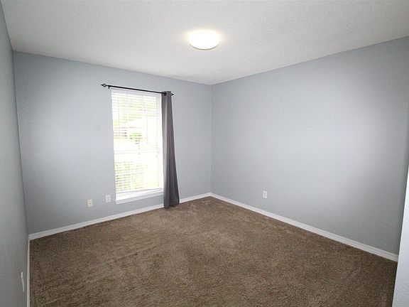 5th image of 3037 Myrshine Dr
