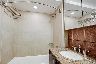 Rented by R New York