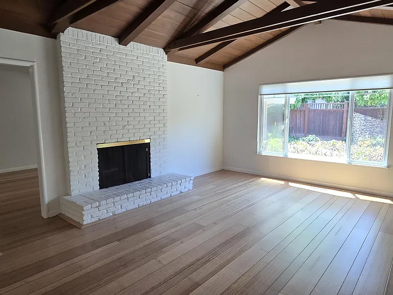 2 Rae Ct — Photo 3