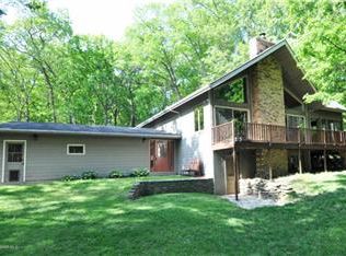 2121 Woodcrest Ln SW, Rochester, MN 55902