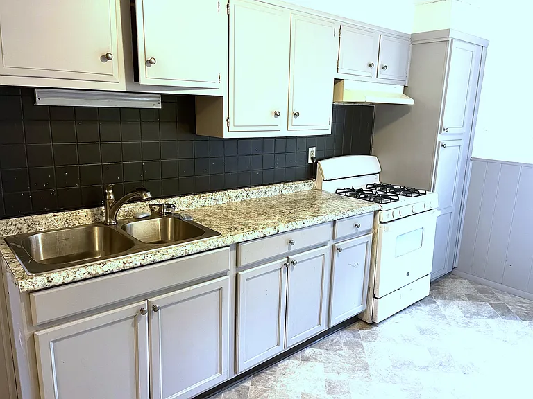 409 Ross St #1 — Photo 2