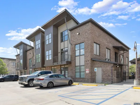 333 E Boyd Dr #20, Baton Rouge, LA 70808