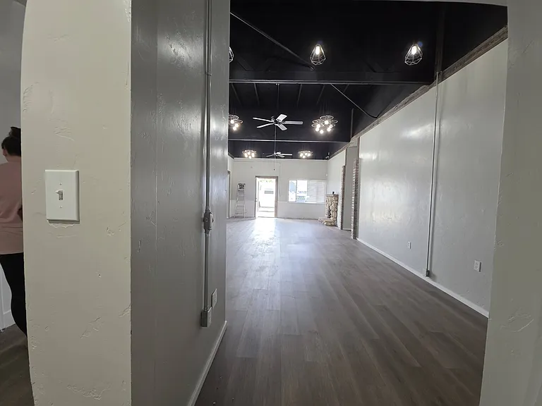807 Lincoln St #1 — Photo 3
