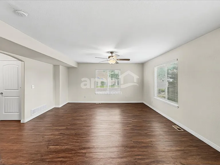 2496 Sierra Springs Dr — Photo 7