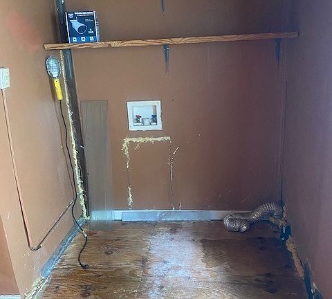 3rd image of 1417 Sargent Ave