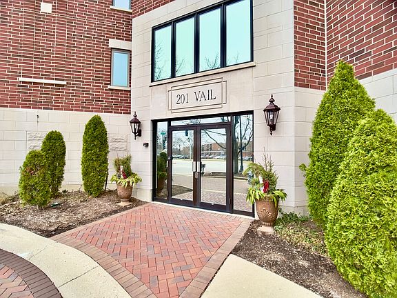 2nd image of 201 N Vail Ave APT 802