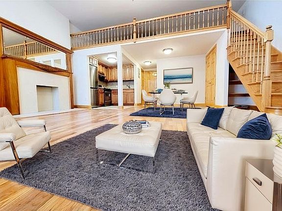 4th image of 338 W 88th St #2R