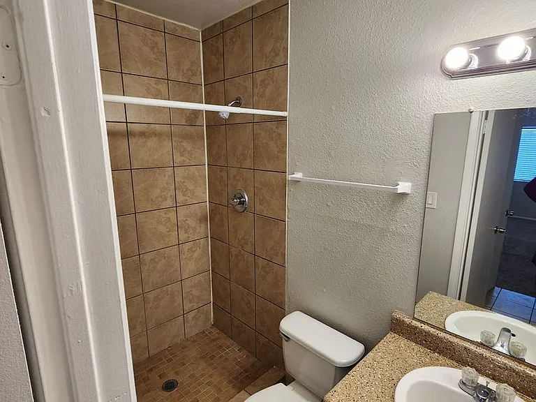 Modern Quarters Apartments — Photo 39