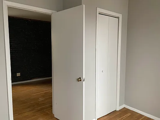 Rented by Premier One Realty LLC | media 14