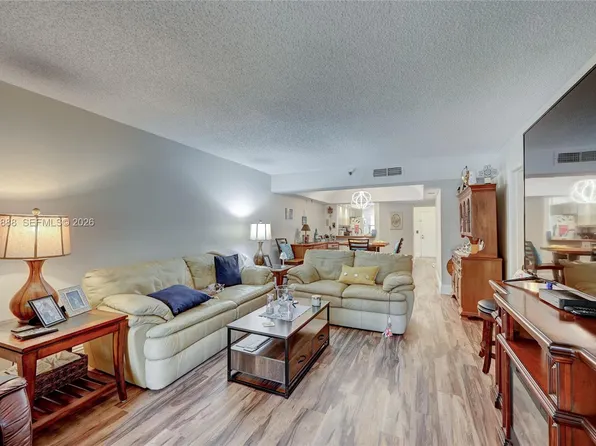 23344 Carolwood Ln #303, Boca Raton, FL 33428