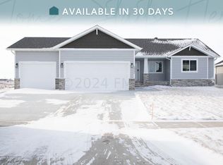 10251 Burgundy Dr, Horace, ND