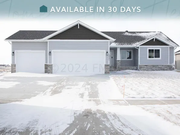 10251 Burgundy Dr, Horace, ND 58047