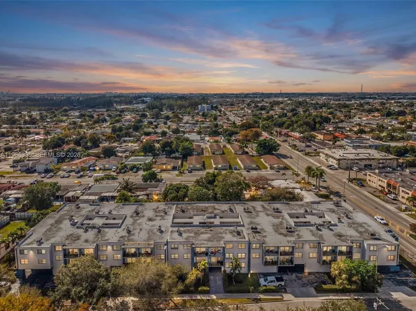 30 E 39th St APT 214, Hialeah, FL 33013