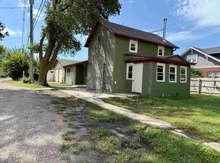 221 E 2nd St, Minden, NE 68959