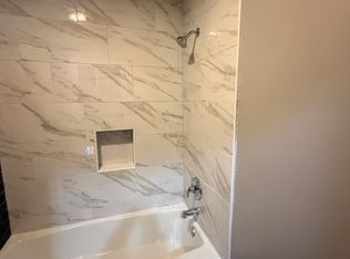2 bed, 1.0 bath, 1015 sqft, $1,125, Cleveland, OH 44102