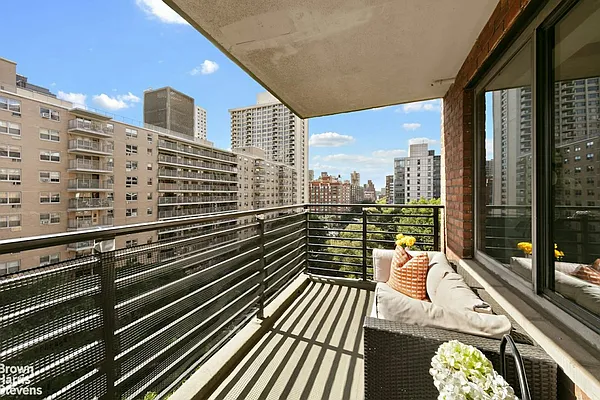 Outdoor, photo 1