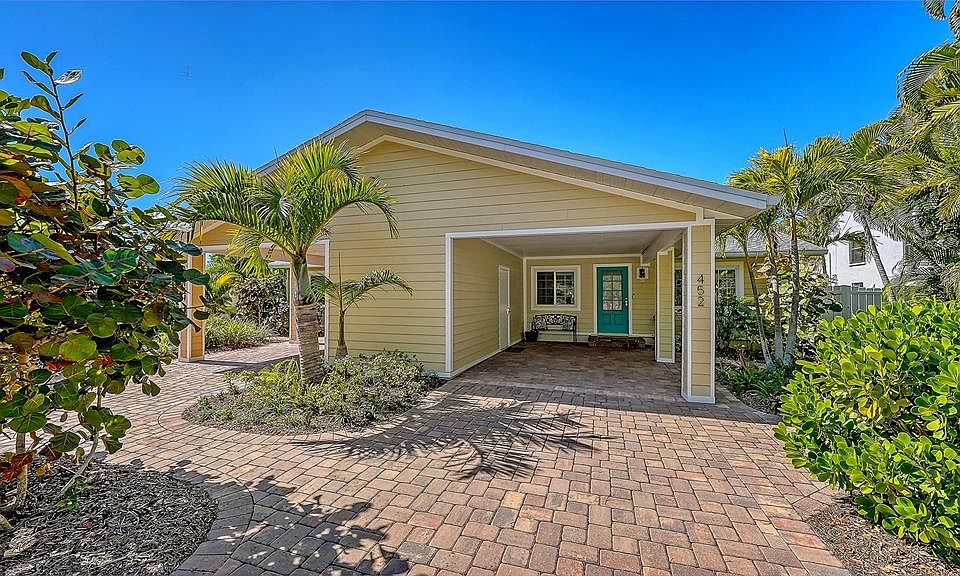 1st image of 454 Palmetto Ct