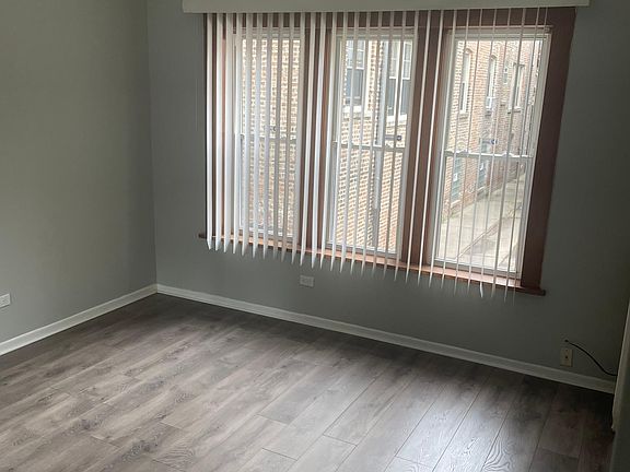 5th image of 2308 W Granville Ave APT 1W