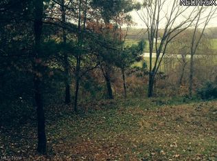 Sparrow Rd, Senecaville, OH 43780