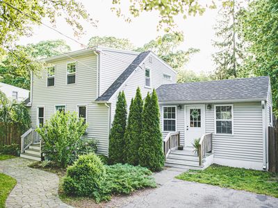 83 Spring Grove Ave, Warwick, RI, 02889