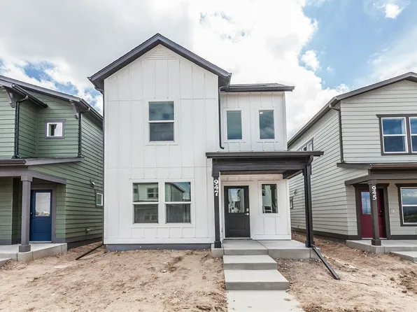 947 Trumpet Ln, Windsor, CO 80550