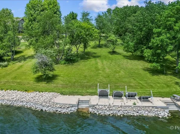 24-78 Saddlewood Ln, Lanark, IL 61046