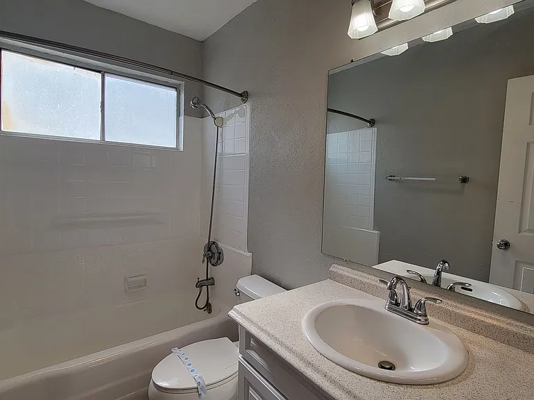 The Cove at West Covina — Photo 49