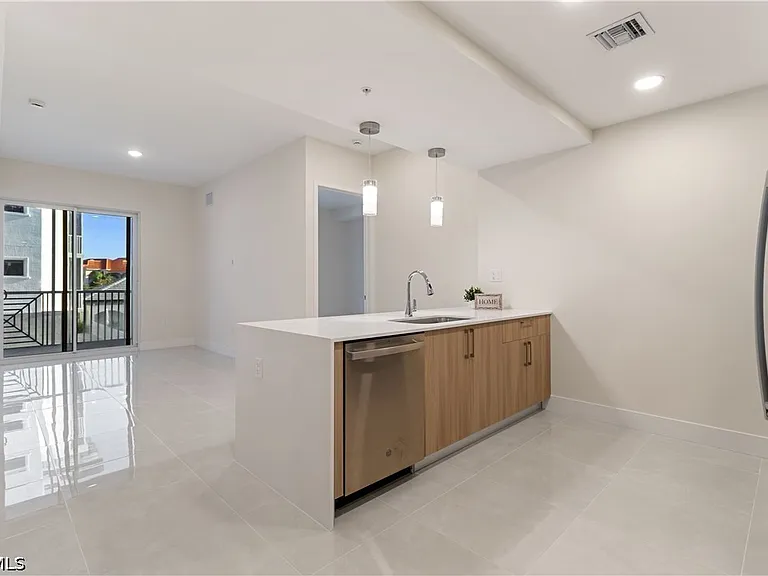 26600 Rosewood Pointe Dr #B-101 — Photo 1