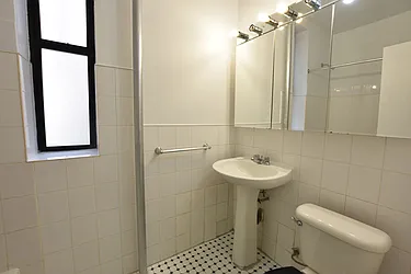 Rented by Clove Realty LLC