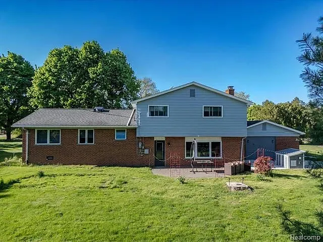4753 Quarton Rd — Photo 51