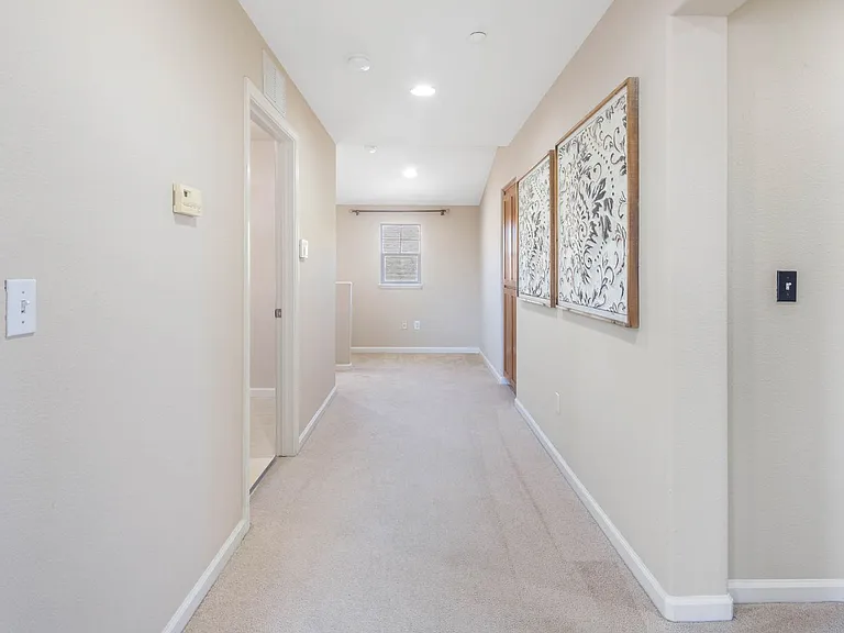 2902 Haddington Ct — Photo 42