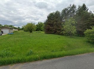 Jolson Ave, Burton, MI 48529