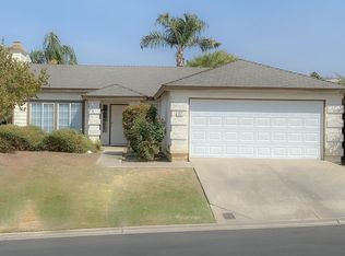 5921 Cliffwood Way, Bakersfield, CA 93306