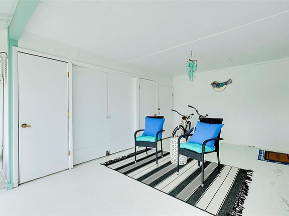 5th image of 555 Circlewood Dr #T-10
