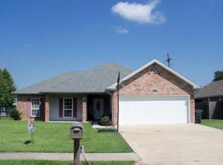 132 Tigerlily Dr, Houma, LA 70360