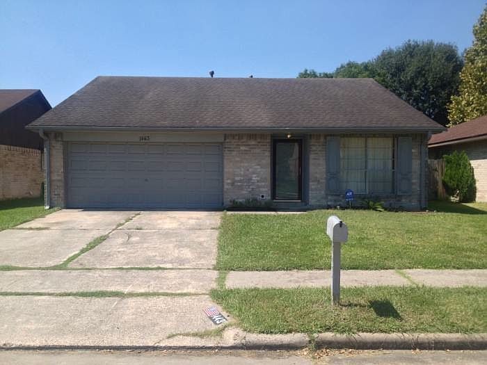 2nd image of 1443 Hitchin Ln