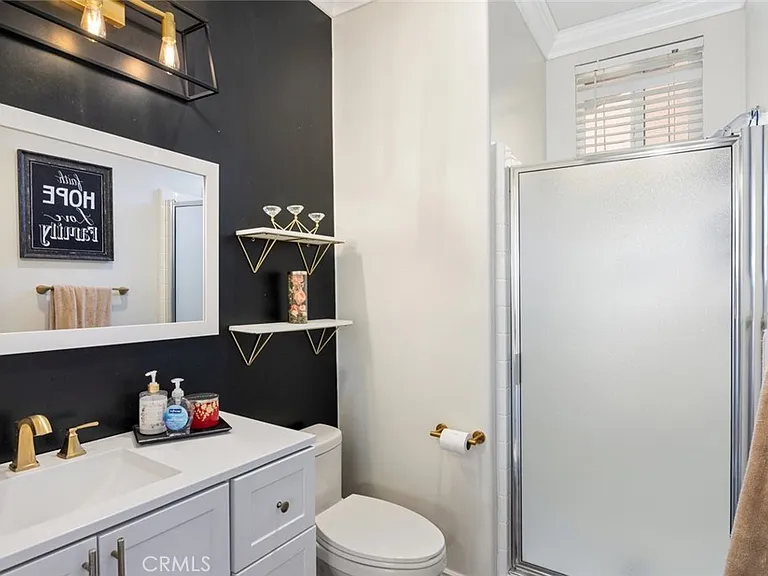 15736 Home Ct — Photo 15