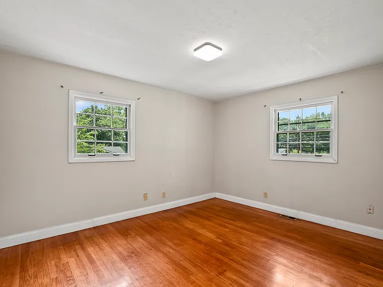 7720 Devonshire Dr — Photo 16