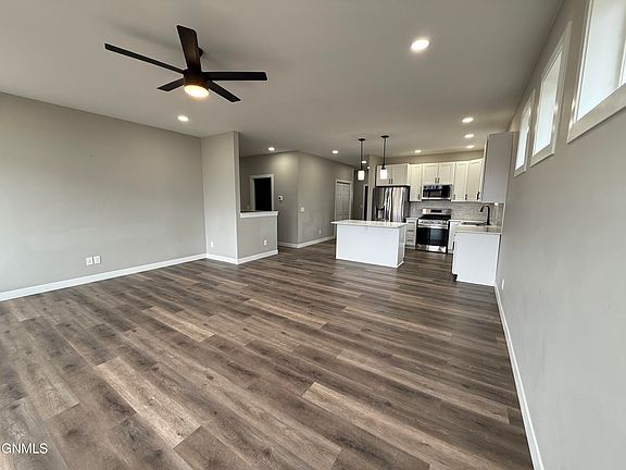 3rd image of 1404 Redtail Rd