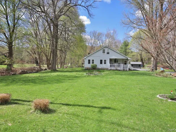 95 Tinker Town Road, Dover Plains, NY 12522