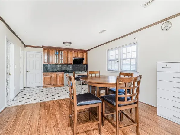 70 Figurea Avenue image 7 of 23