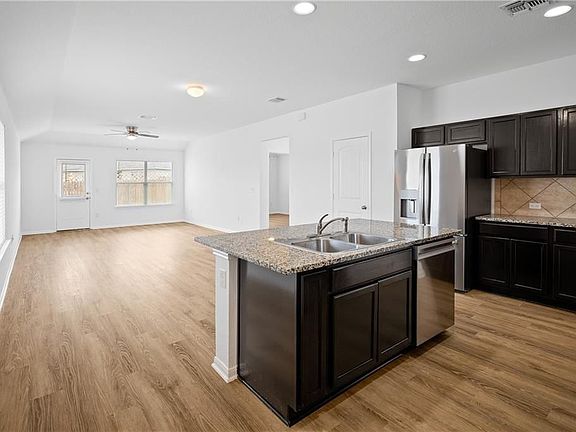 5th image of 3415 NW Tilmon Ln